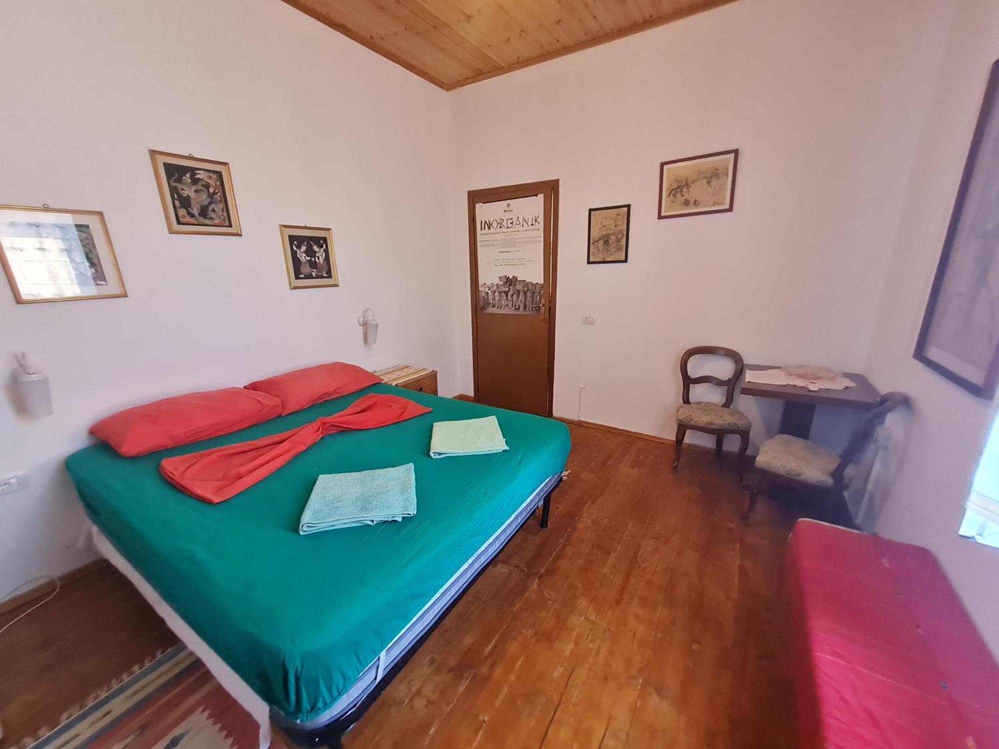 Mi Casa Es Tu Casa - Shkodra Backpackers Hostel Номер фото