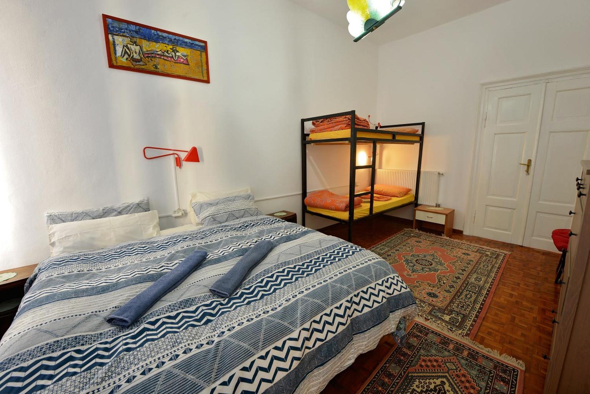 Mi Casa Es Tu Casa - Shkodra Backpackers Hostel Номер фото